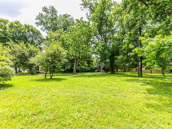 920 Sherman St, Waco, TX 76704
