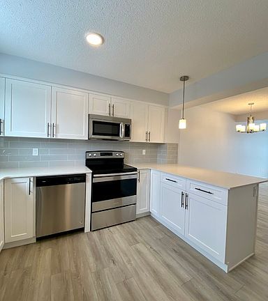 2nd image of 19723 28th Ave NW