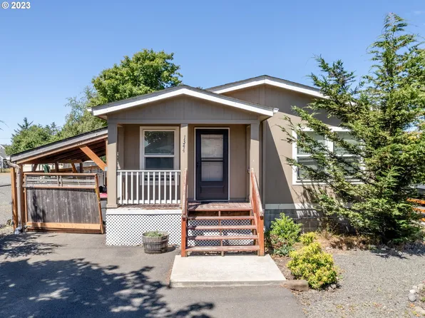 1344 10th Ave, Seaside, OR 97138