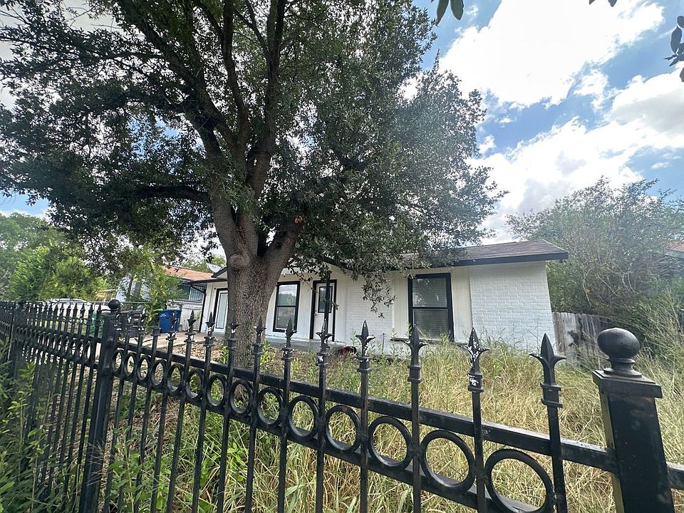 2nd image of 8434 Big Creek Dr