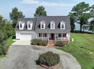 818 Salisbury Park Rd, Hague, VA 22469