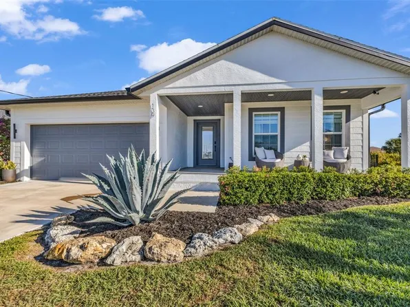 139 Wright Dr, Rotonda West, FL 33947