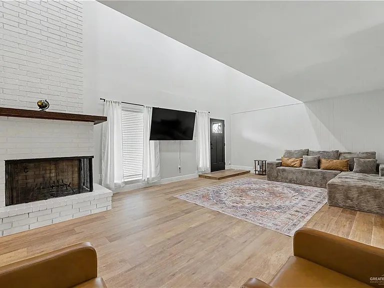 1313 Z Ave #Y — Photo 5