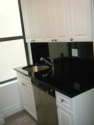 Rented by Maximo Properties | media 2