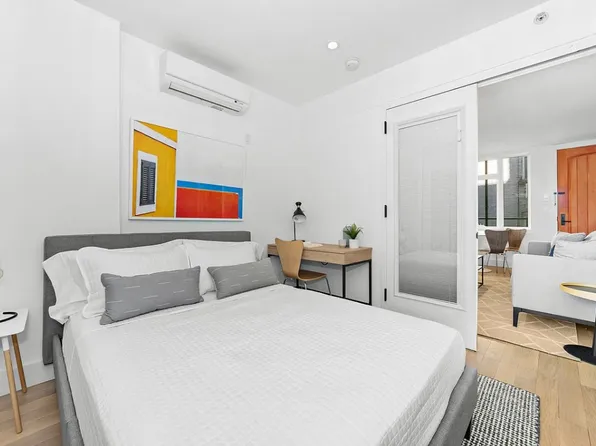 10 Lexington Avenue image 2 of 15