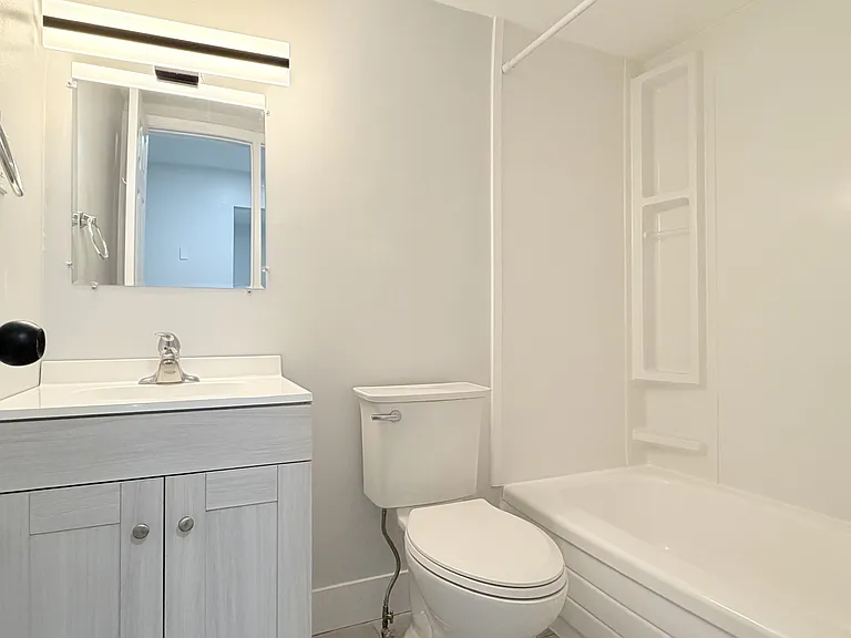 1030 Lillian Ave #101 — Photo 12