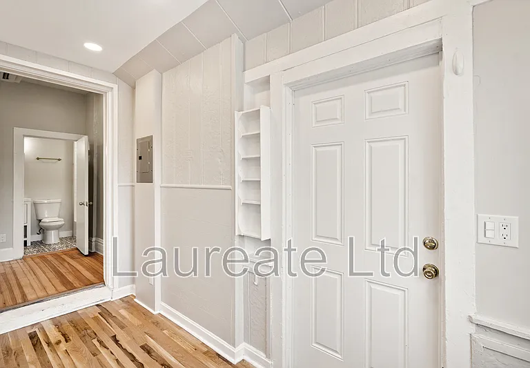 252 N Lincoln St #2 — Photo 6