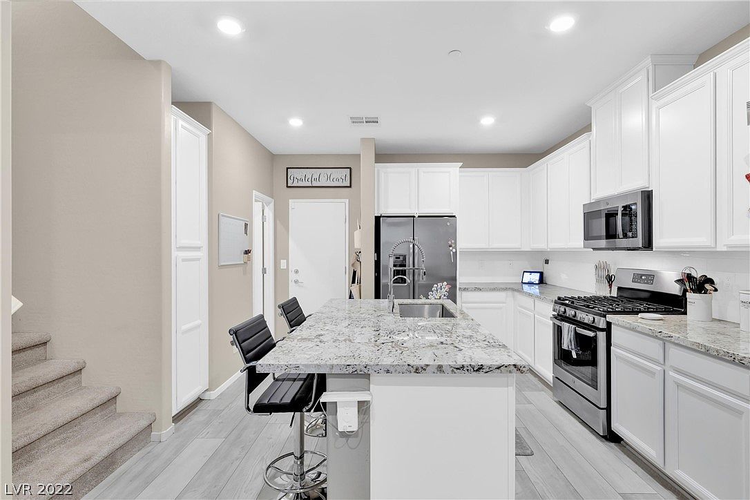 40 Lomita Heights Dr, Las Vegas, NV 89138 Zillow