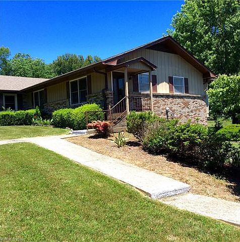 1st image of 107 Fulton Dr