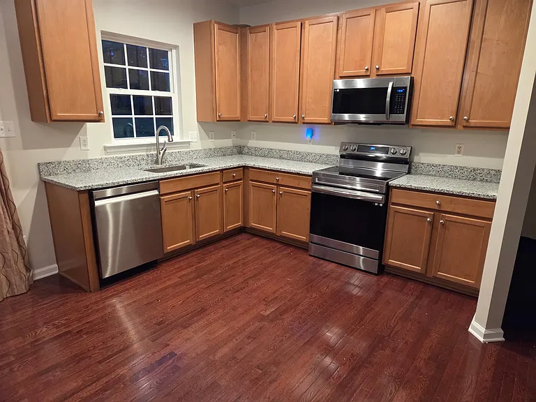 7013 Heartleaf Ln — Photo 4