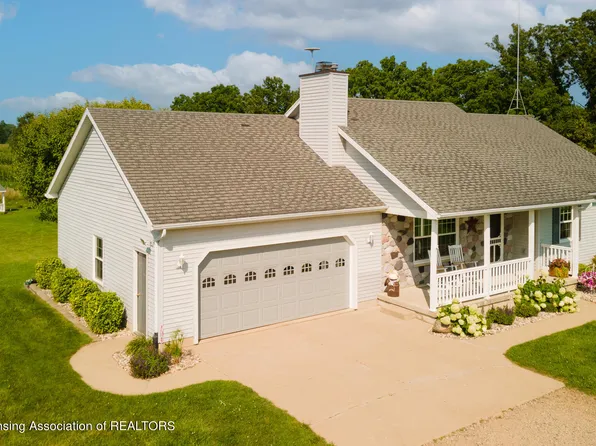 5734 W Taft Rd, Saint Johns, MI 48879