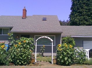 1741 NE Saratoga St #A, Portland, OR