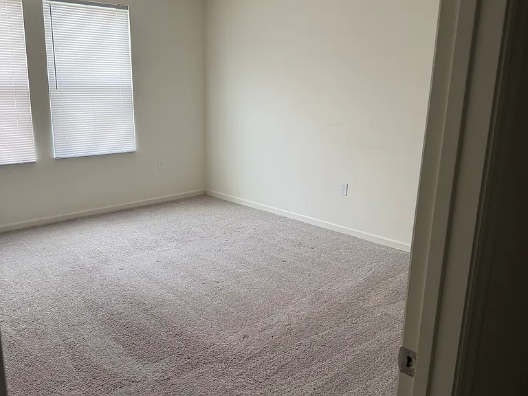 1694 Indiana Loop — Photo 11