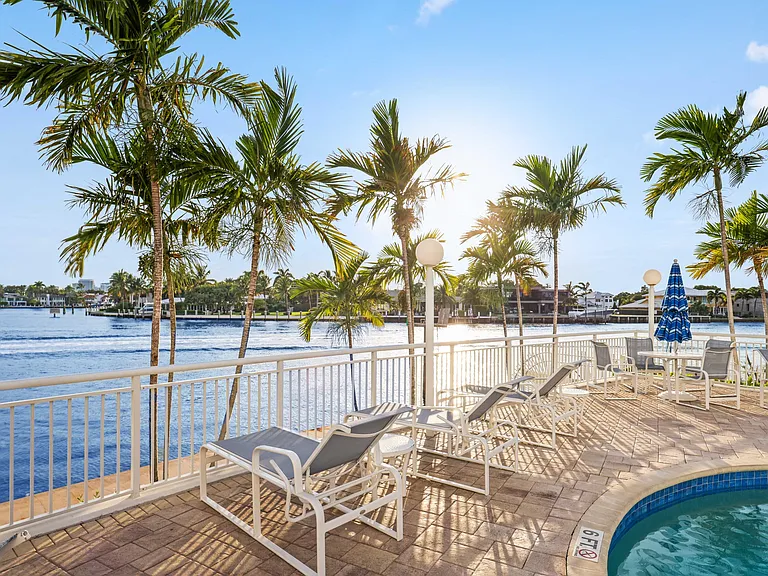 511 Bayshore Dr #401 — Photo 44