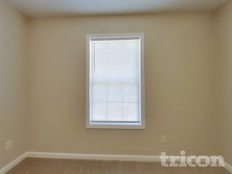 103 Fairfax Dr — Photo 10