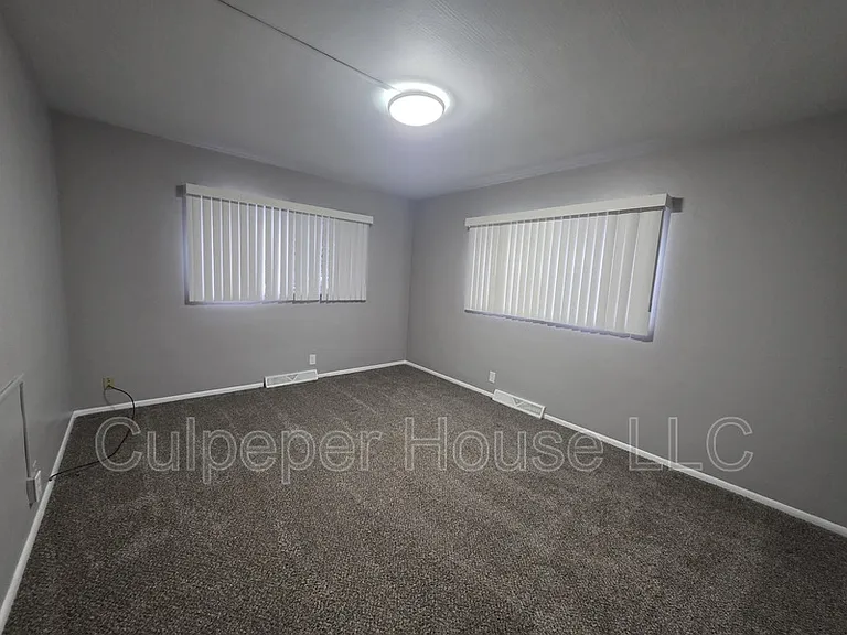 4102 Garden Estates Dr #4 — Photo 8