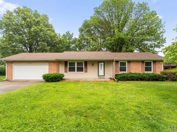 614 Knipp Ave, Mascoutah, IL 62258