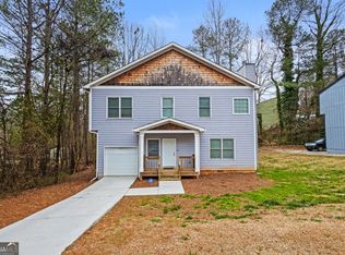 6945 Merrywood Dr, Fairburn, GA 30213