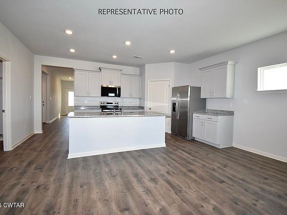 7th image of this home