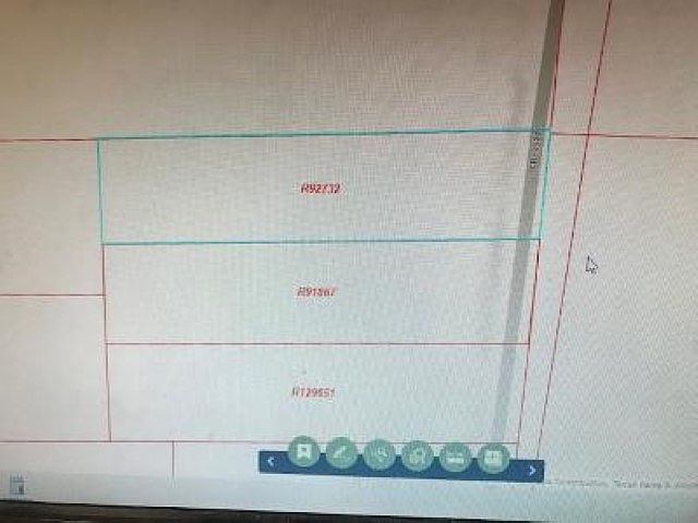 2nd image of Cr 3520