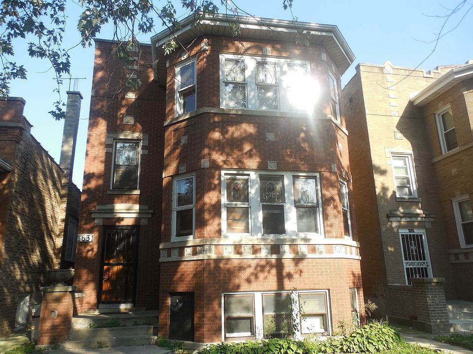 2nd image of 1631 S Austin Blvd