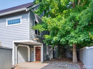 706 N 92nd St, Seattle, WA 98103