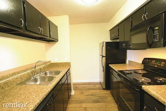 046_1054836f6bc2fe3_kitchen