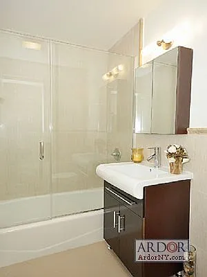 Sold by ArdorNY | media 9