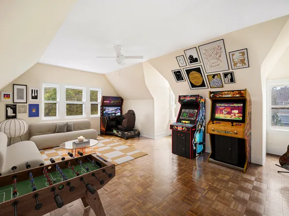 209 Argyle Road image 30 of 34