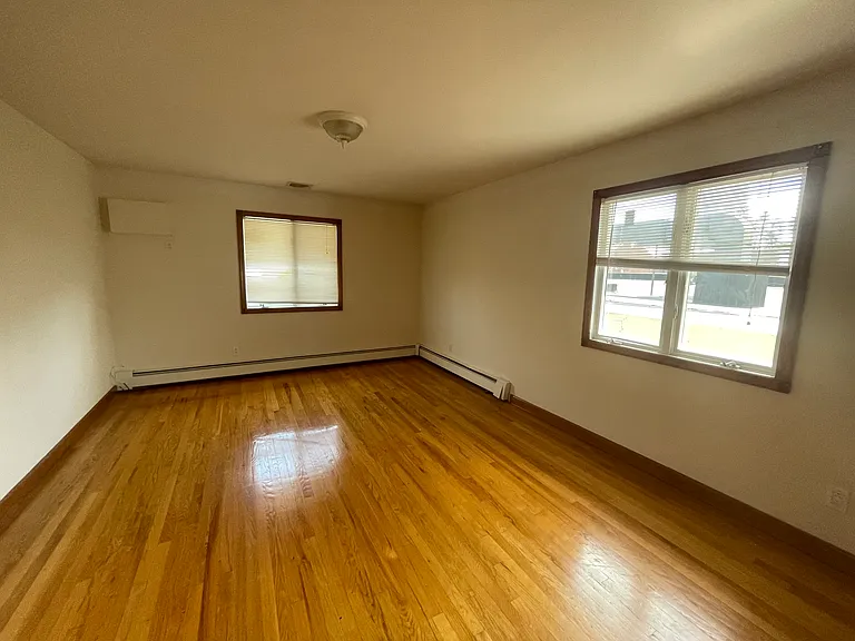 163 Madison Ave — Photo 10