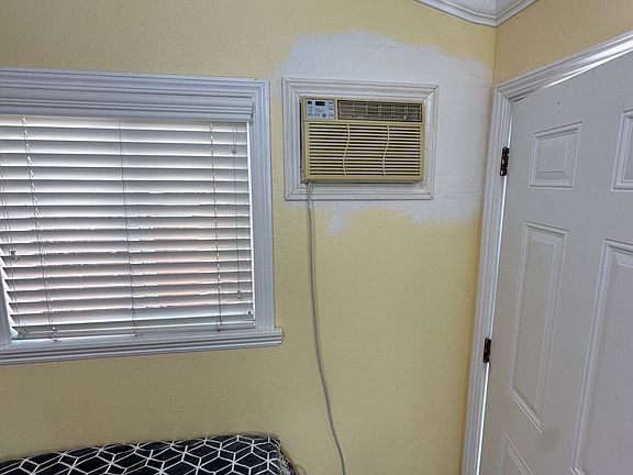5th image of 539 Westlake Dr #1