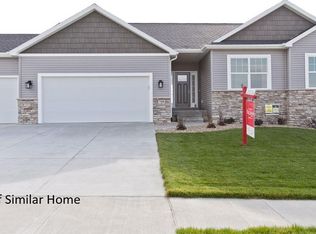 2756 Hawks Ridge Ln, Marion, IA 52302