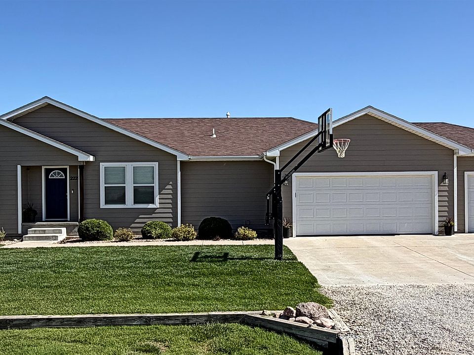 1st image of 2229 S View Dr