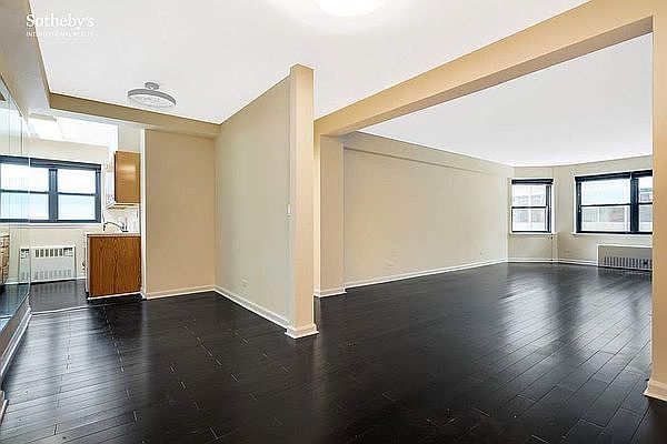 1st image of 80 Park Ave APT 9E