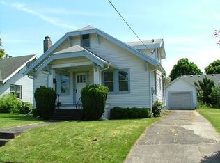 5904 SE Rhone St, Portland, OR 97206