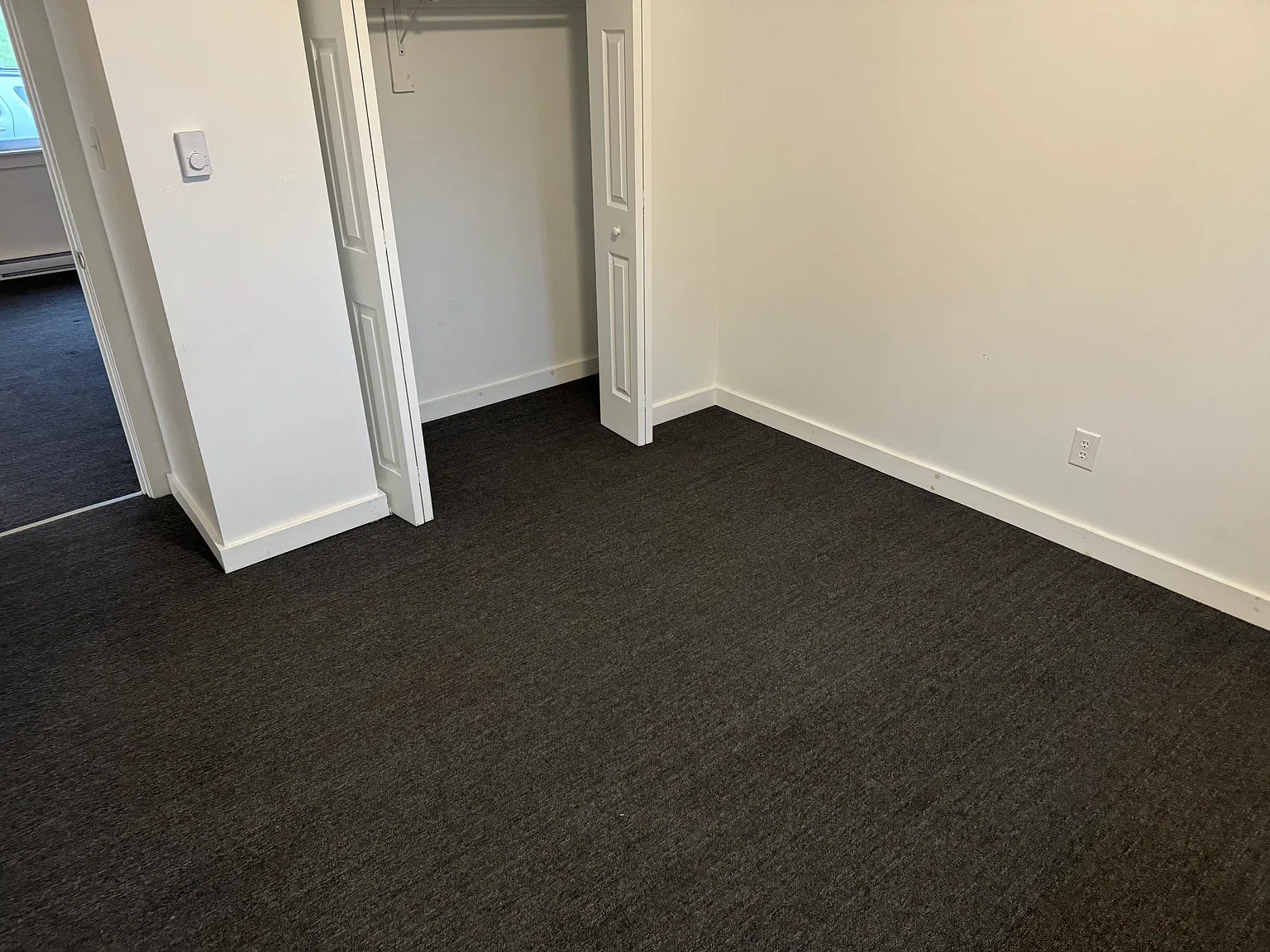 2 bed, 900 sqft, $1,000 — Photo 4