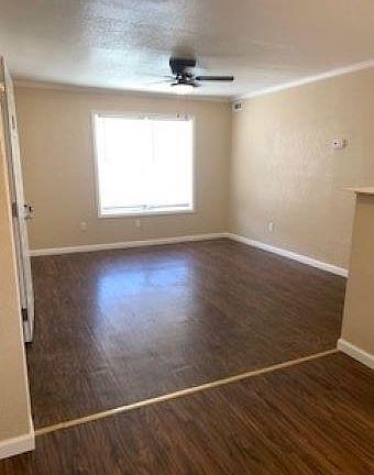 5th image of 229 E Madison Ave APT 17