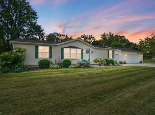 2428 Parkview St, Monroe, MI 48162