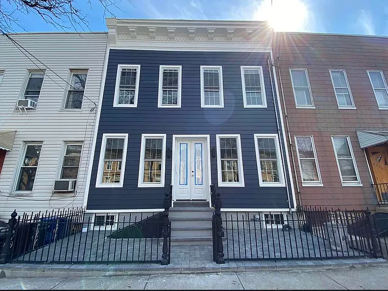 64-34 68th Ave #1R — Photo 2