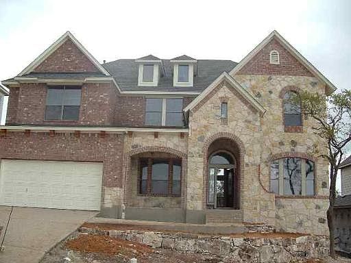 1st image of 811 Artisan Way