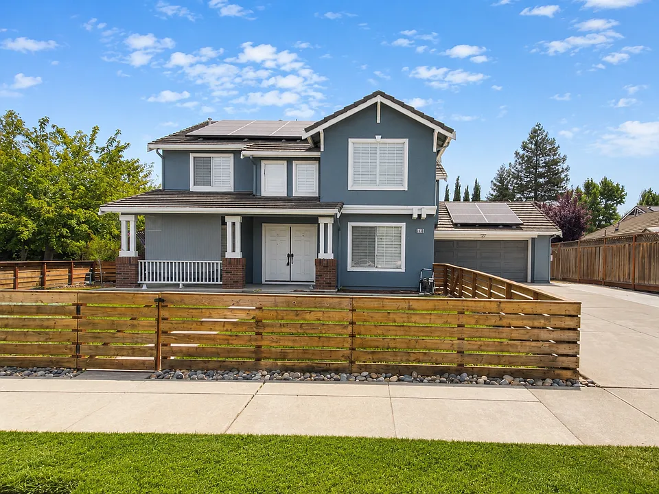 1299 Rolling Hills Ct