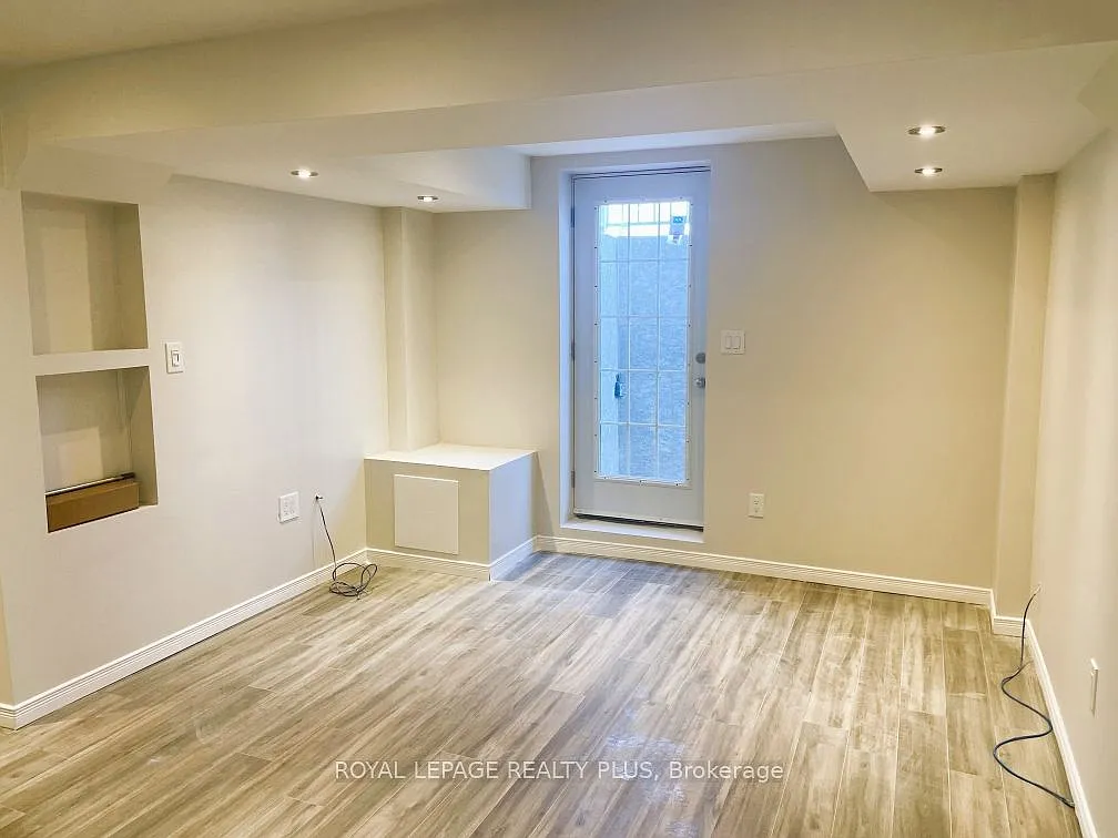 2 bed, $1,800 — Photo 4
