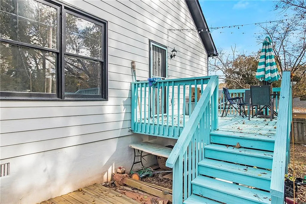 3 bed, 1800 sqft, $1,000 — Photo 3