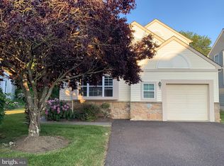 64 Longcross Rd, Limerick, PA 19468