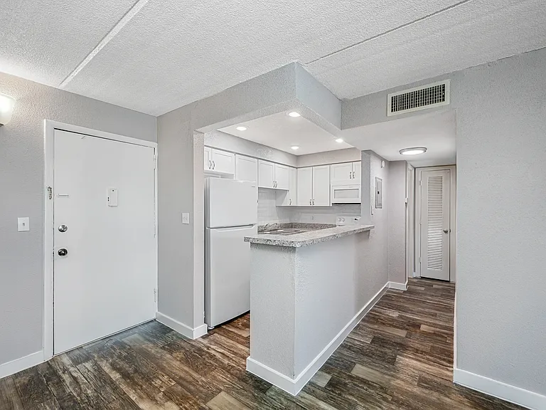 Loft at Third Apartments — Photo 4