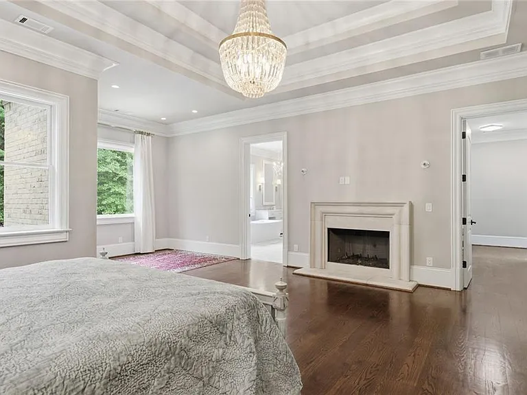 5965 Riverside Dr — Photo 6