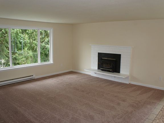 5th image of 110 Heritage Dr