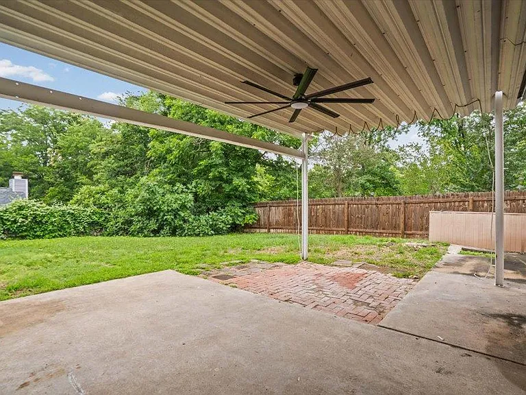 7603 Brookhollow Cv — Photo 12