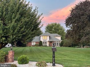 7 Cedar Ct E, Carlisle, PA 17015