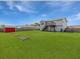 2202 Sunflower St #4, Perry, IA 50220